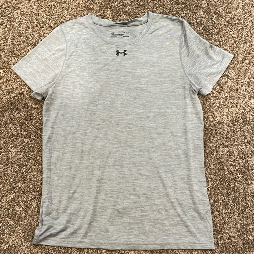 Under Armour Womens Locker Tee Size L EUC Grey